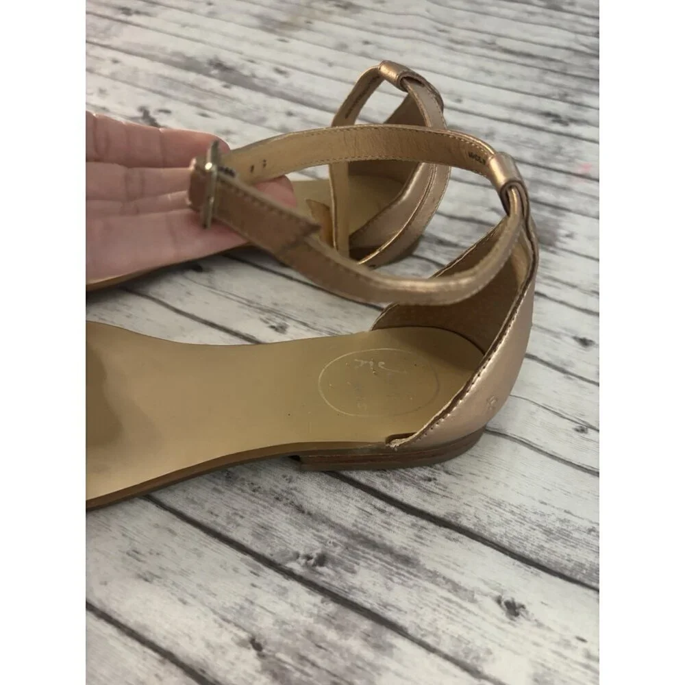 Jack Rogers Daphne Medallion Flat‎ Sandal (Women) 8.5 Rose Gold